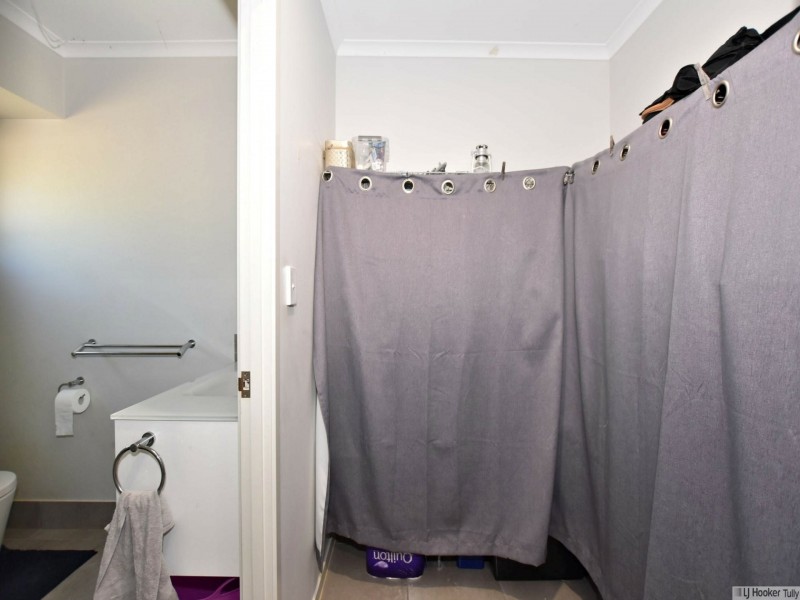15 Pease Street, Tully QLD 4854
