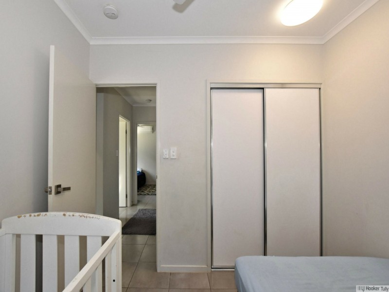 15 Pease Street, Tully QLD 4854