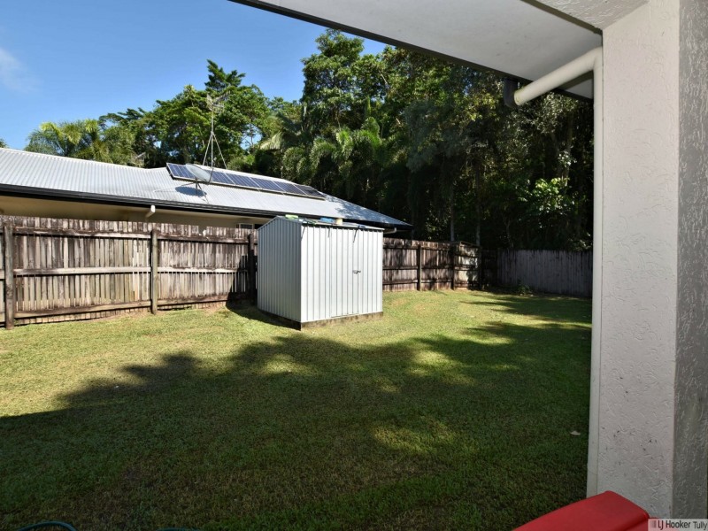 15 Pease Street, Tully QLD 4854