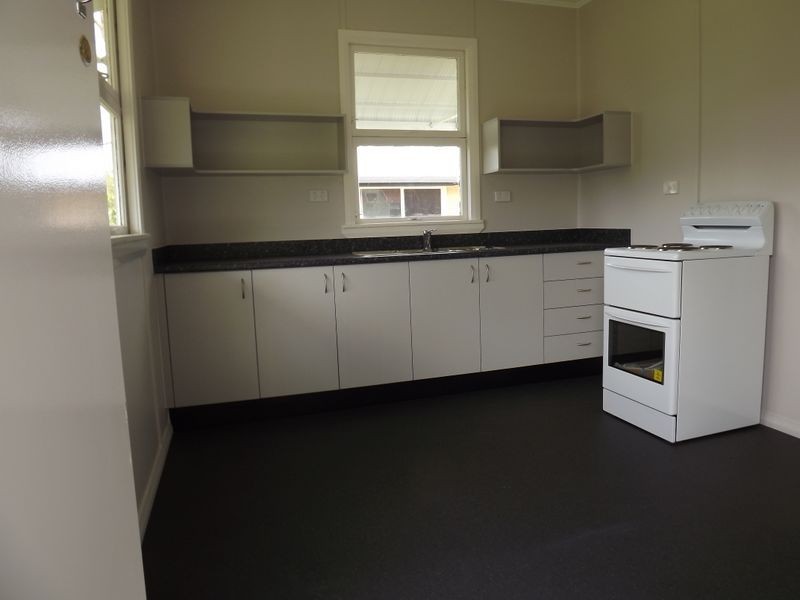 1 Trower Street, Tully QLD 4854