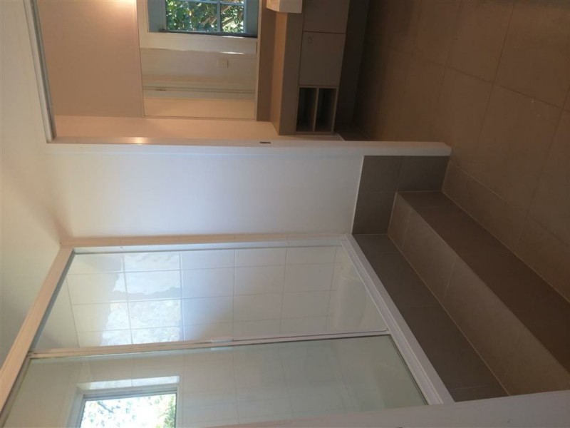 10 Kent Close, Mission Beach QLD 4852