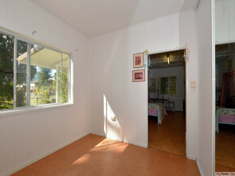 2 Riley Street, Tully QLD 4854