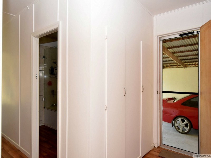 2 Riley Street, Tully QLD 4854