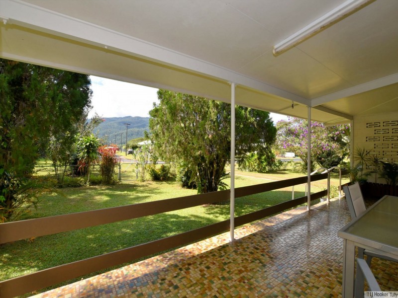 2 Riley Street, Tully QLD 4854