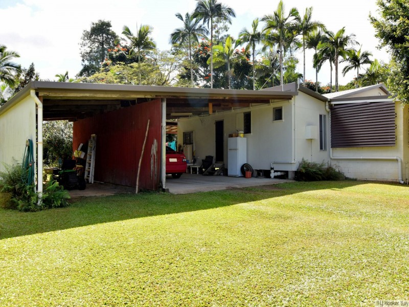 2 Riley Street, Tully QLD 4854
