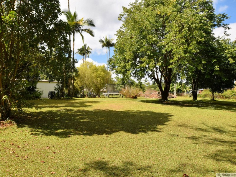 2 Riley Street, Tully QLD 4854
