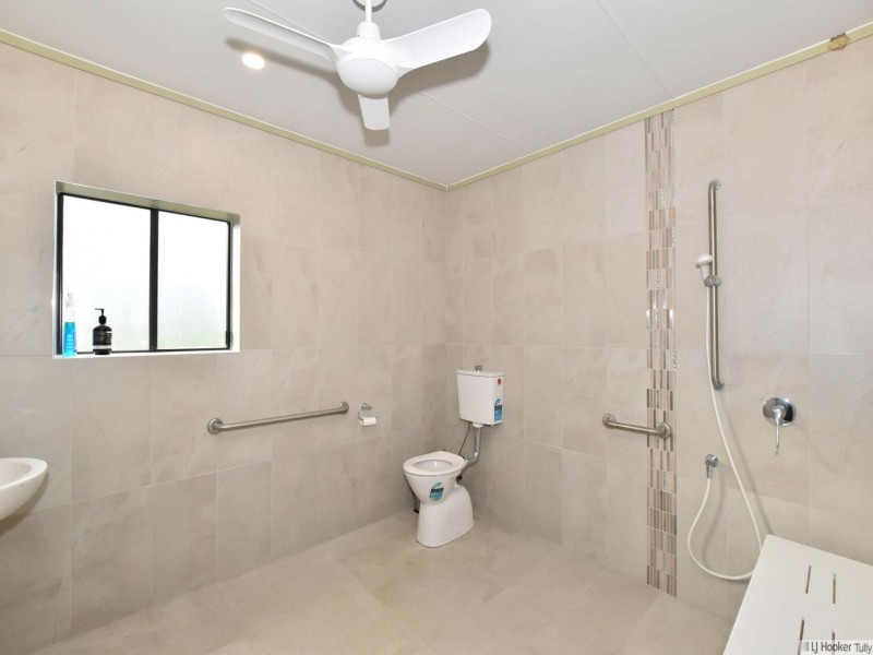 17 Shepherd Close, Mission Beach QLD 4852