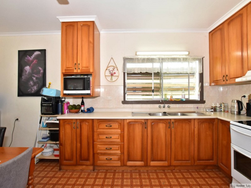 5 Campbell Street, Tully QLD 4854