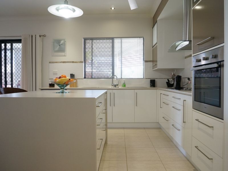 9 Albert Street, Cardwell QLD 4849