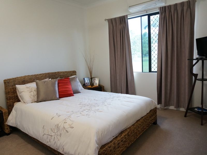 9 Albert Street, Cardwell QLD 4849