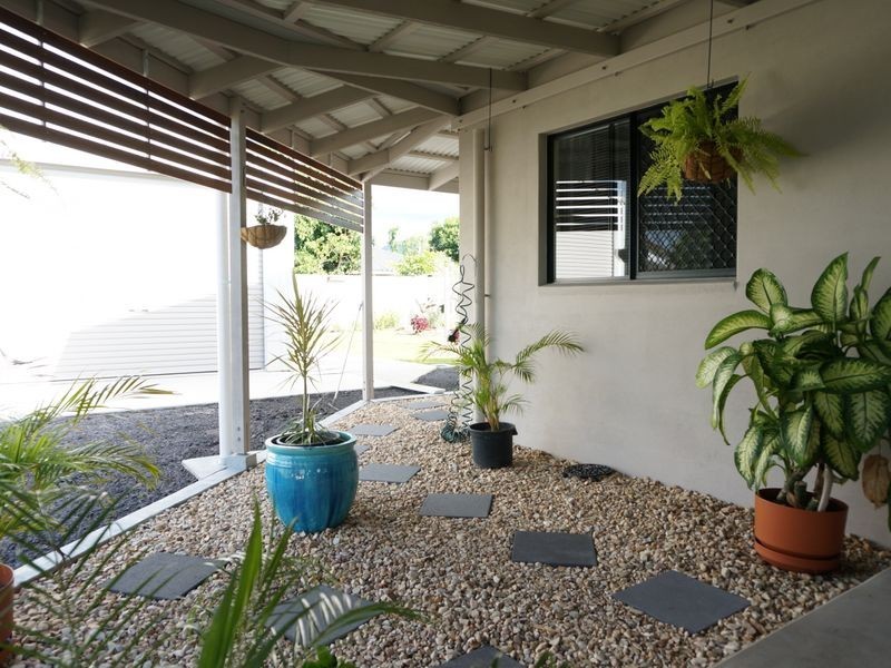 9 Albert Street, Cardwell QLD 4849