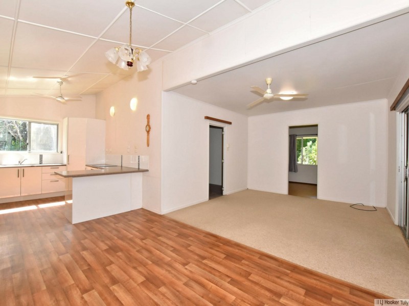 2 Riley Street, Tully QLD 4854