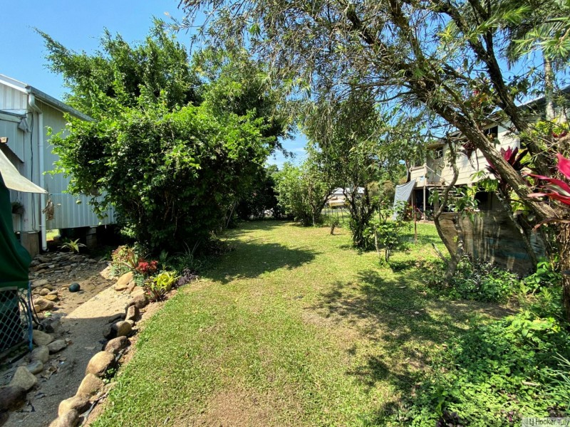 16 Henry Street, Tully QLD 4854