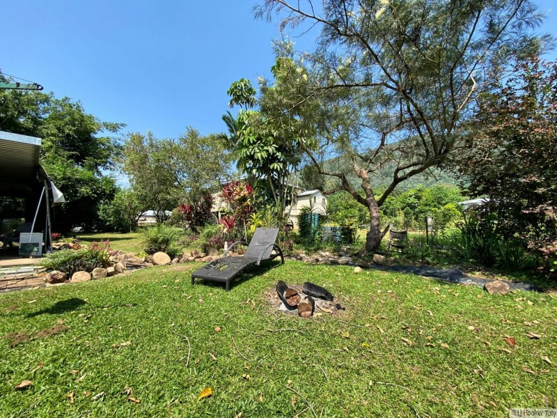 16 Henry Street, Tully QLD 4854