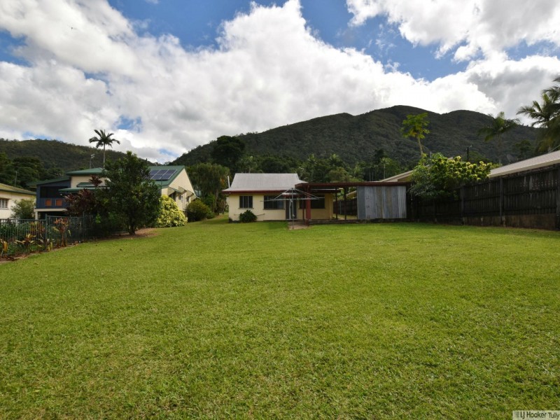 13 McQuillen Street, Tully QLD 4854