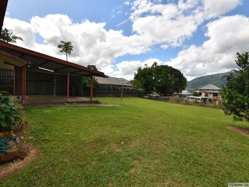 13 McQuillen Street, Tully QLD 4854
