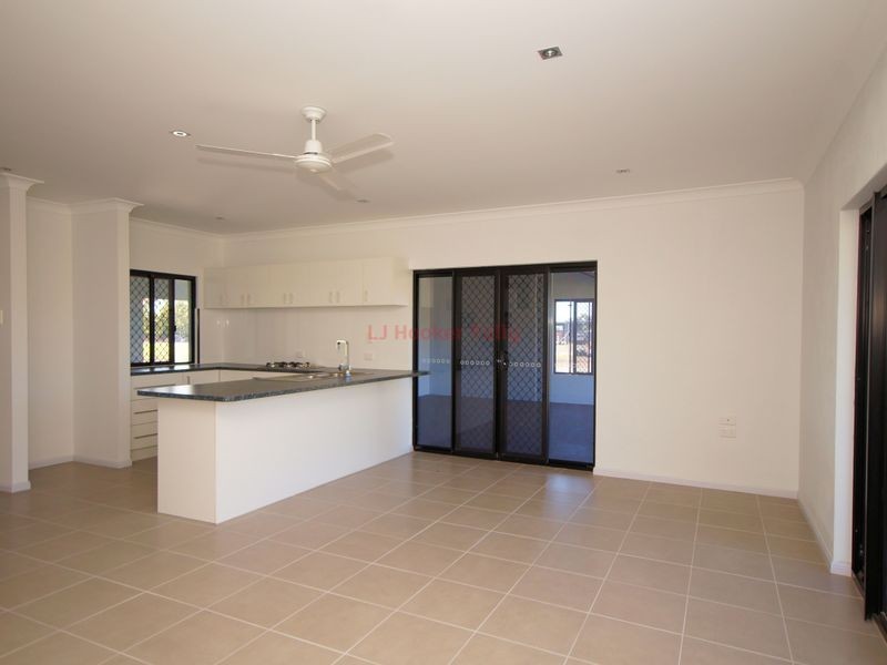 9 Glasgow Street, El Arish QLD 4855