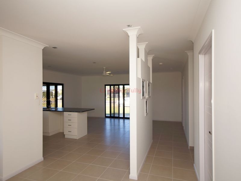 9 Glasgow Street, El Arish QLD 4855