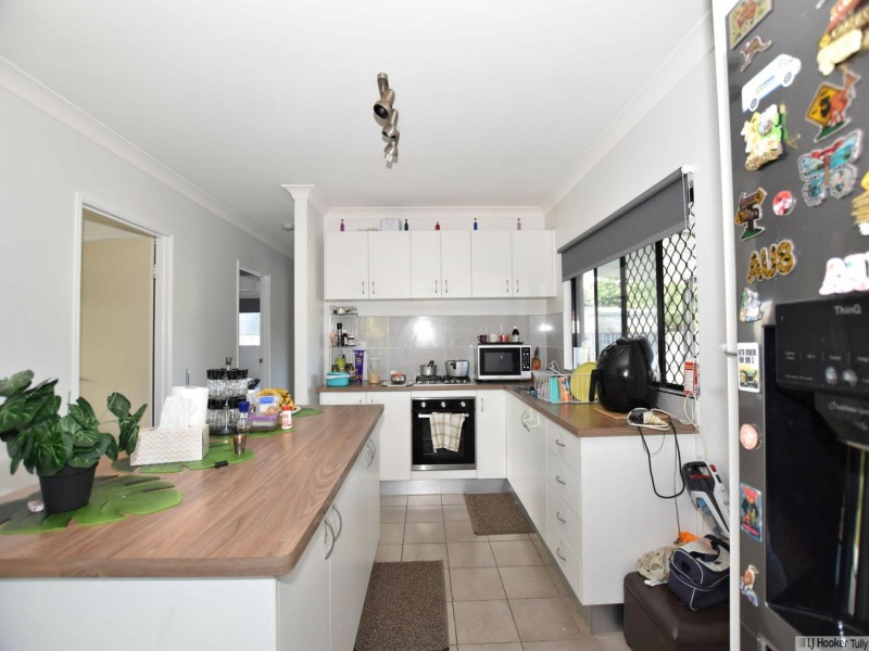 17 Edward Street, Silkwood QLD 4856