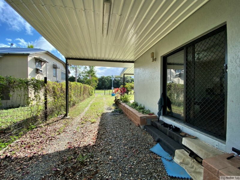 17 Edward Street, Silkwood QLD 4856