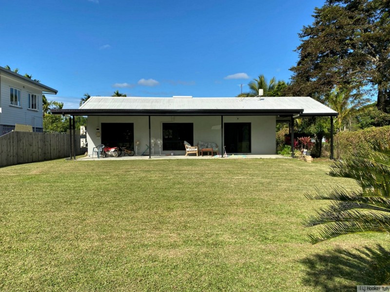 17 Edward Street, Silkwood QLD 4856