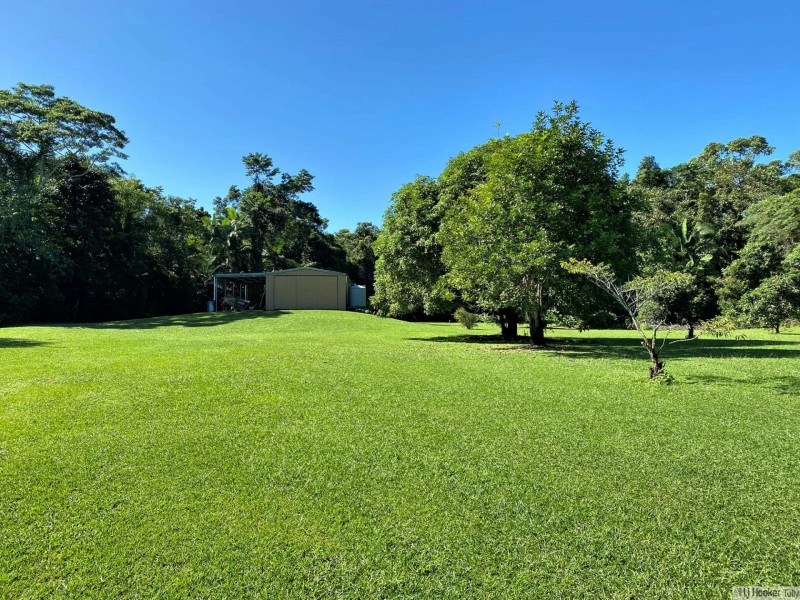 238 Benn Road, Maria Creeks QLD 4855