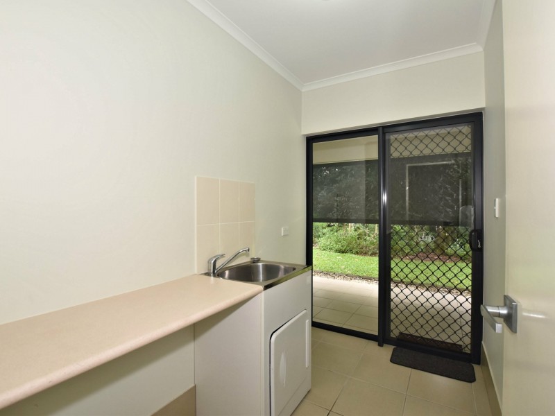 12 Parmeter Street, Tully QLD 4854
