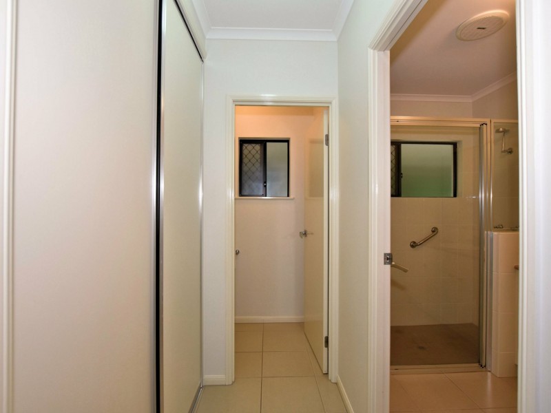 12 Parmeter Street, Tully QLD 4854