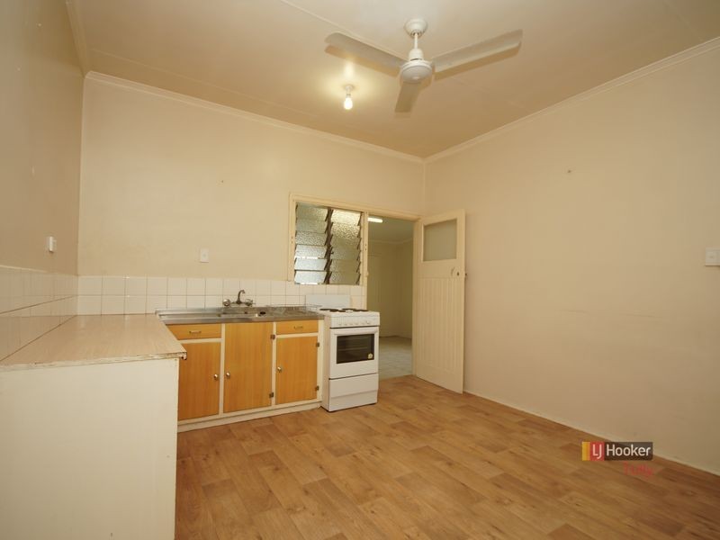 13 Thurles Street, Tully QLD 4854