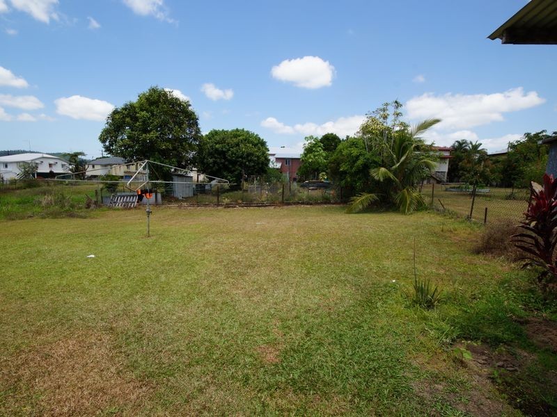 13 Thurles Street, Tully QLD 4854