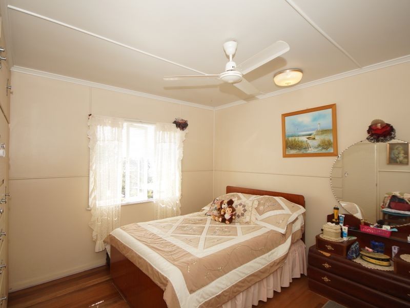 23 Hyatt Street, Tully QLD 4854