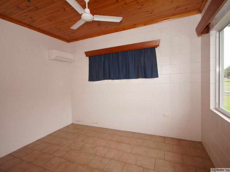 3 Banyan Esplanade, Tully QLD 4854