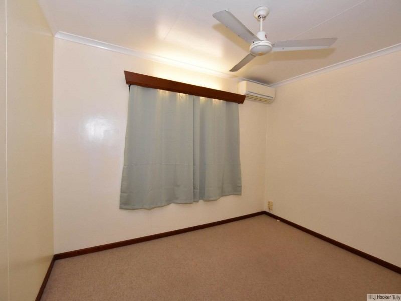27 Trower Street, Tully QLD 4854
