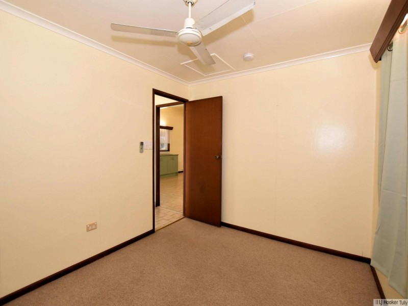 27 Trower Street, Tully QLD 4854