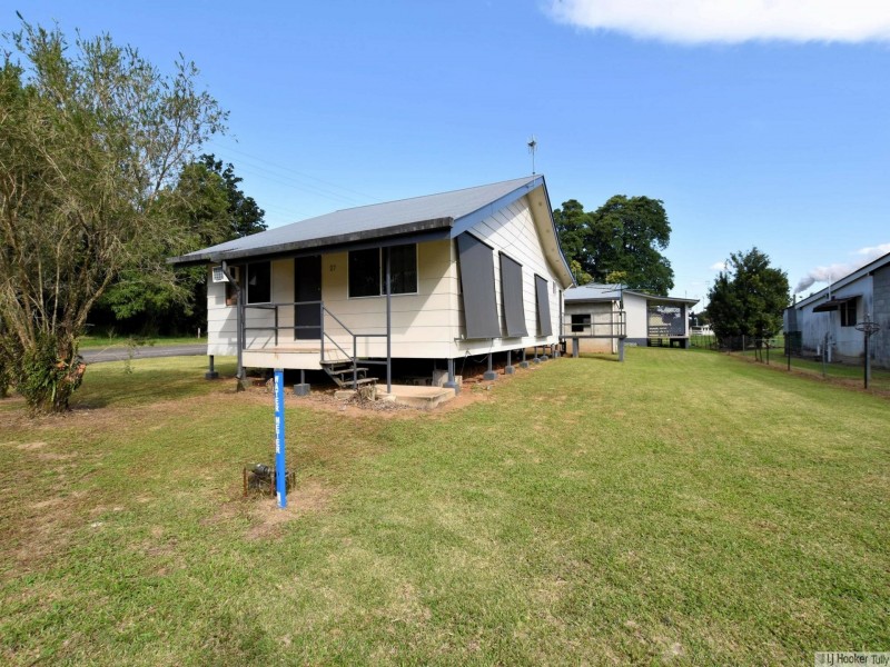 27 Trower Street, Tully QLD 4854