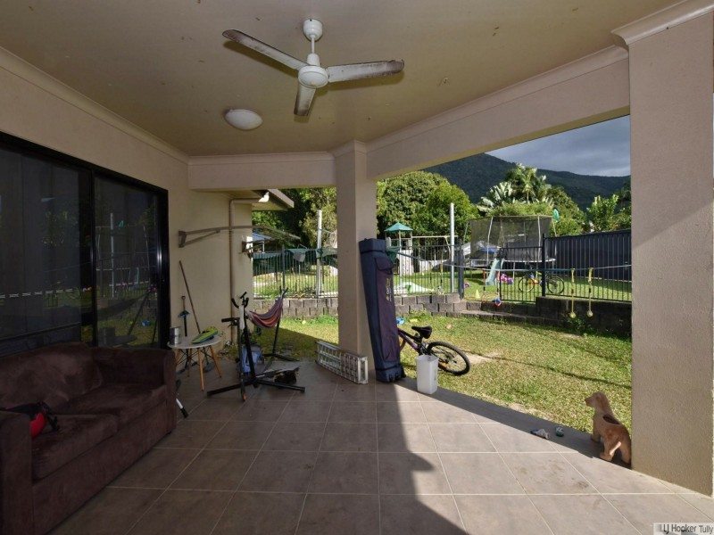 31 Murray Street, Tully QLD 4854