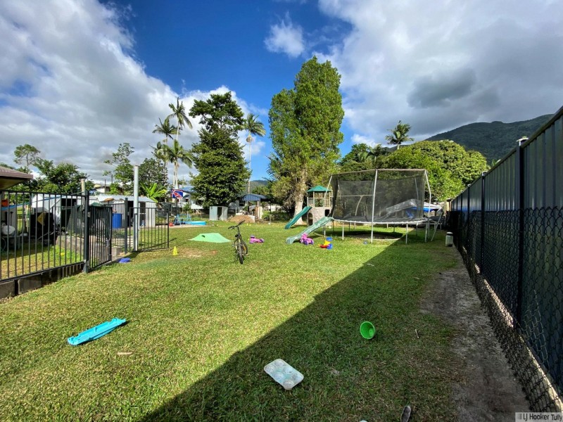 31 Murray Street, Tully QLD 4854