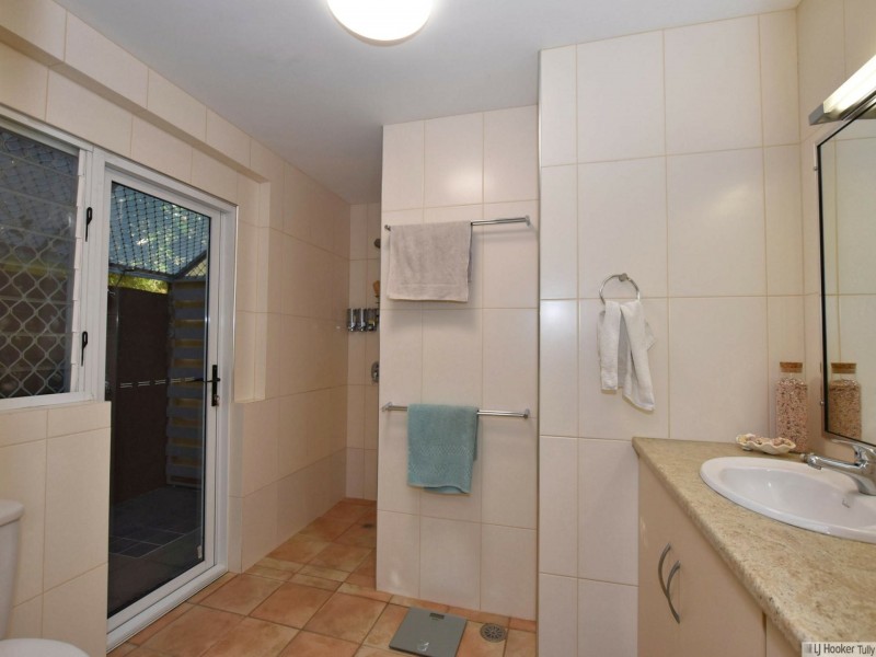 22 Gregory Street, Cardwell QLD 4849