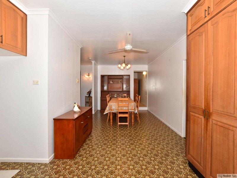 11 Cairns Street, Tully QLD 4854
