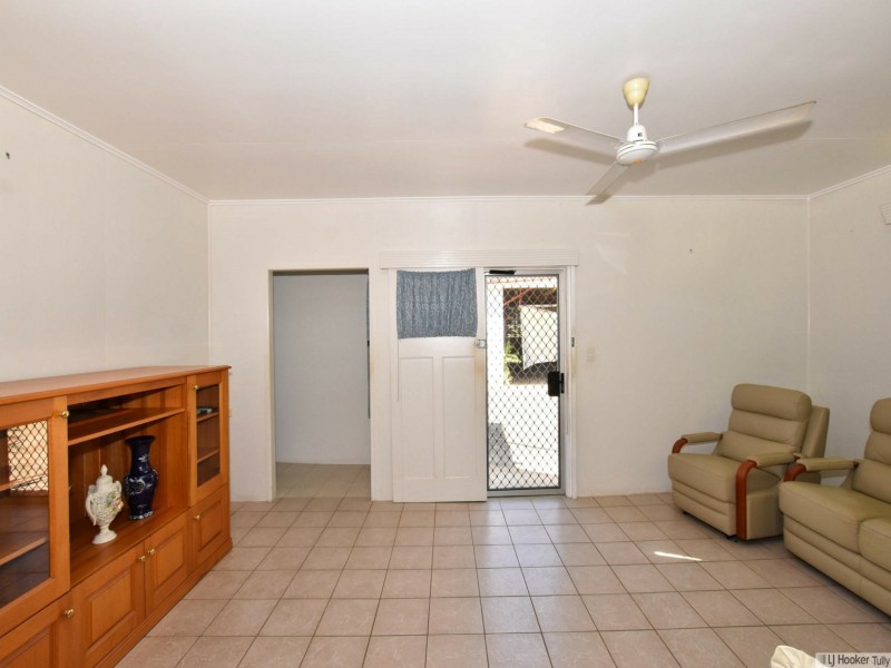 11 Cairns Street, Tully QLD 4854