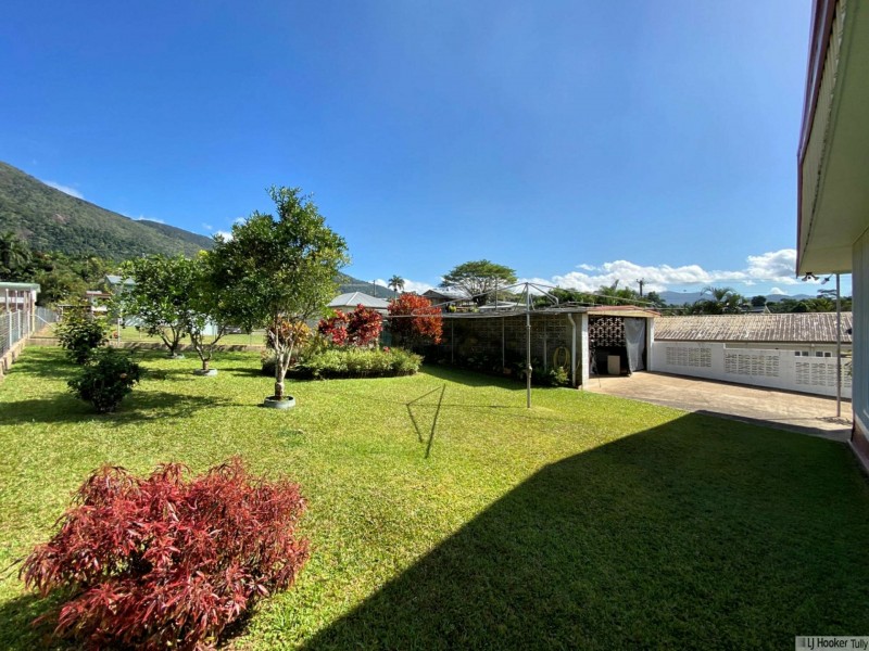 11 Cairns Street, Tully QLD 4854