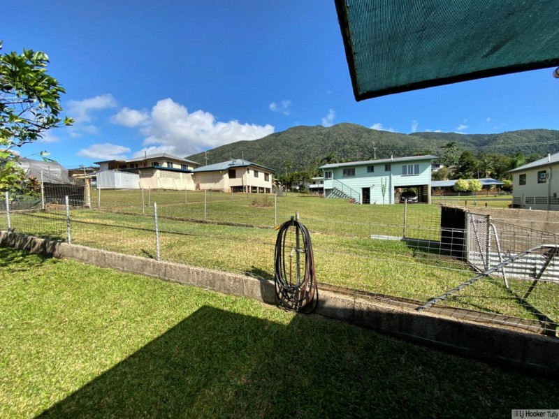 11 Cairns Street, Tully QLD 4854