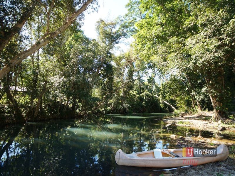 170 Ronlund Road, Murray Upper QLD 4854