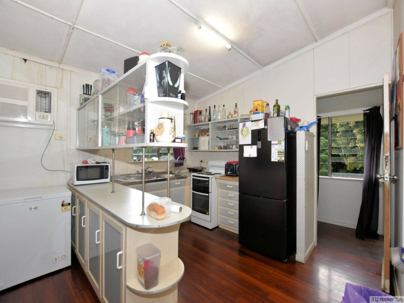 11 Clarke Kennedy Street, Tully QLD 4854