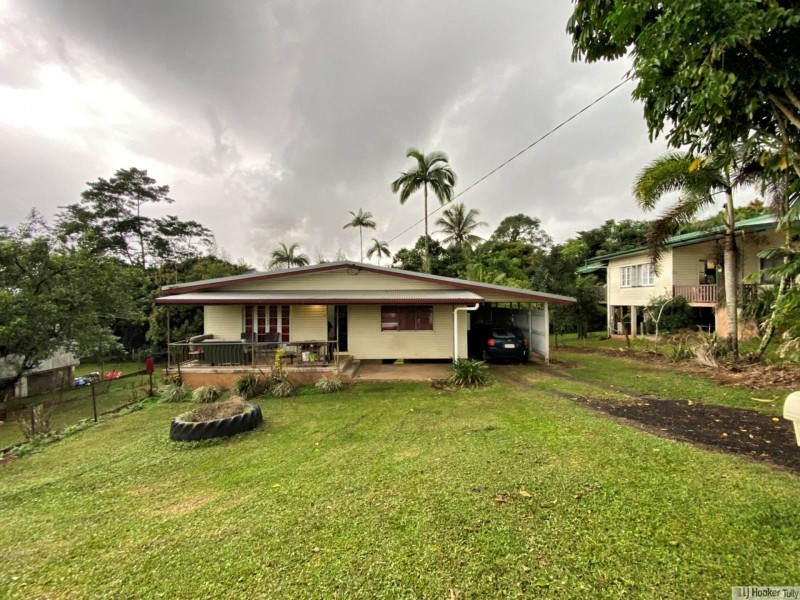 11 Clarke Kennedy Street, Tully QLD 4854