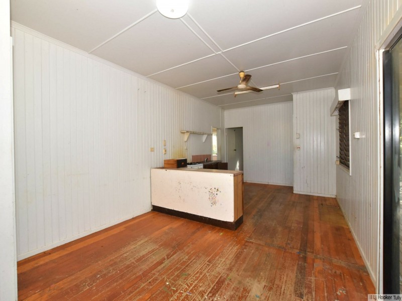 16 Thurles Street, Tully QLD 4854