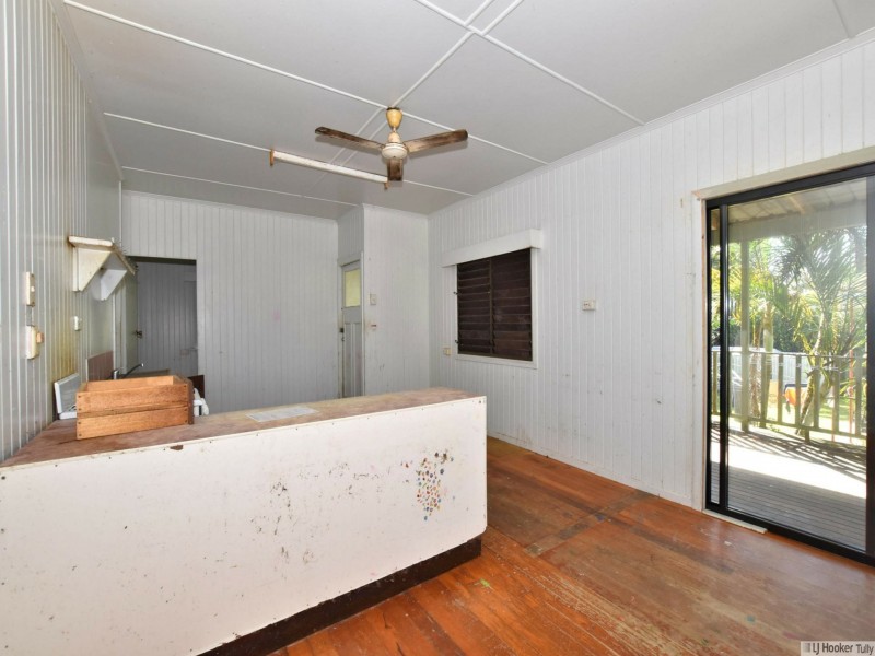 16 Thurles Street, Tully QLD 4854