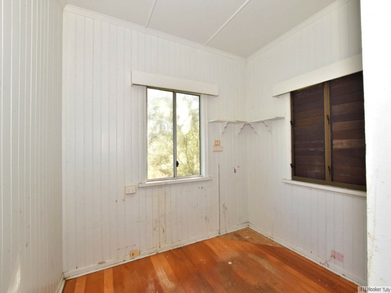 16 Thurles Street, Tully QLD 4854
