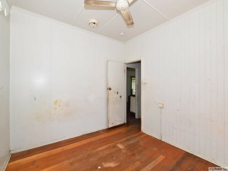 16 Thurles Street, Tully QLD 4854