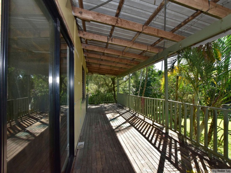 16 Thurles Street, Tully QLD 4854